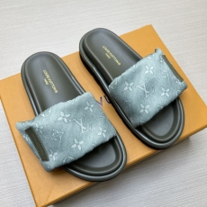 Louis Vuitton Slippers